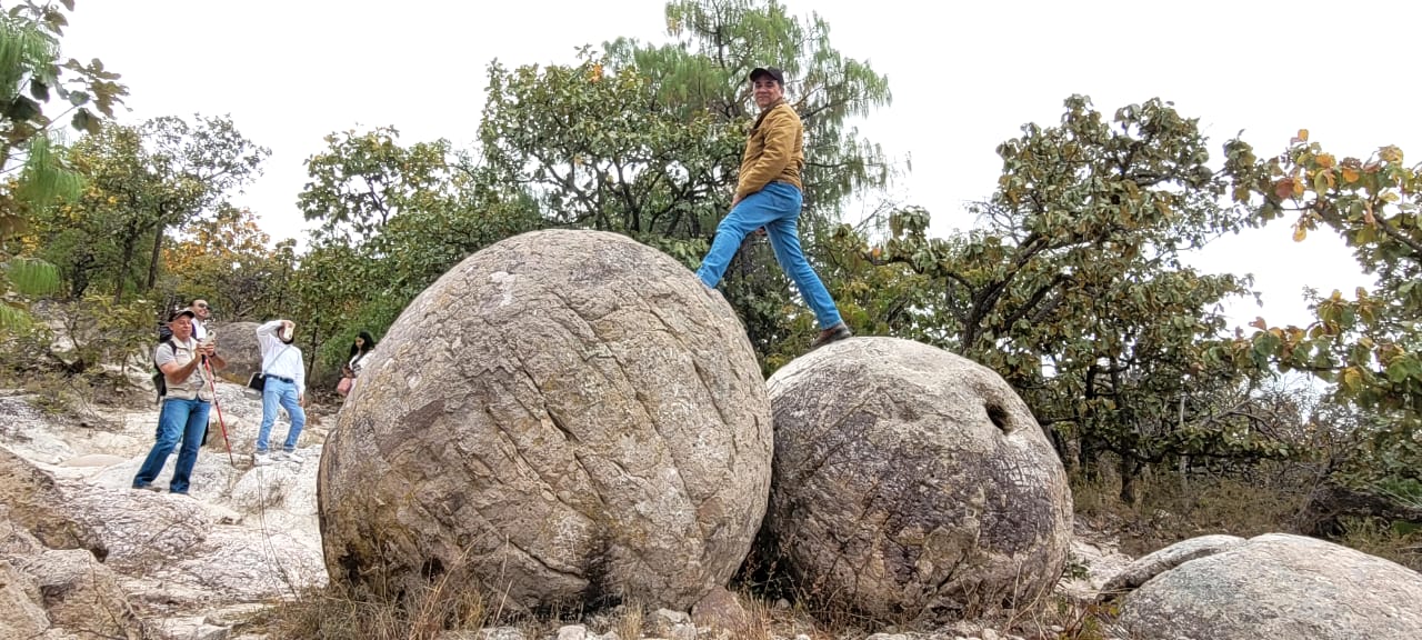 Piedras Bola de Jalisco Parque Geologico Mexico